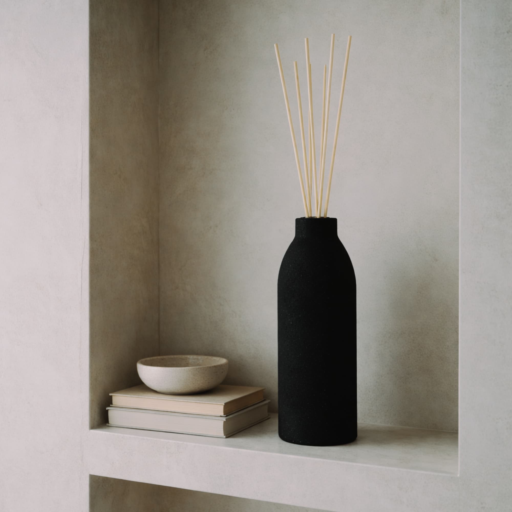 THE BLOOM Black Concrete Diffuser